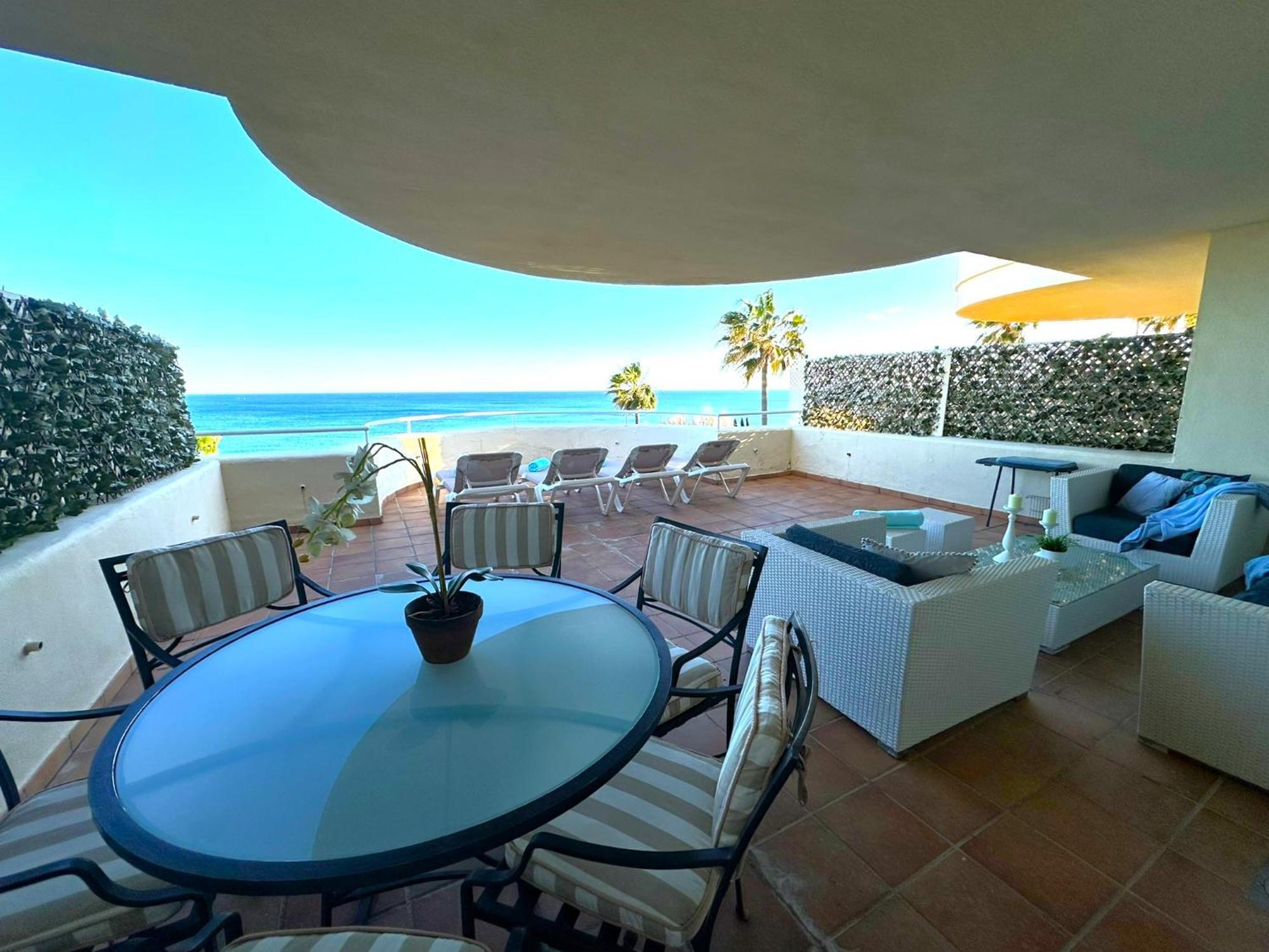 Apartments Bermuda Beach エステポナ エクステリア 写真