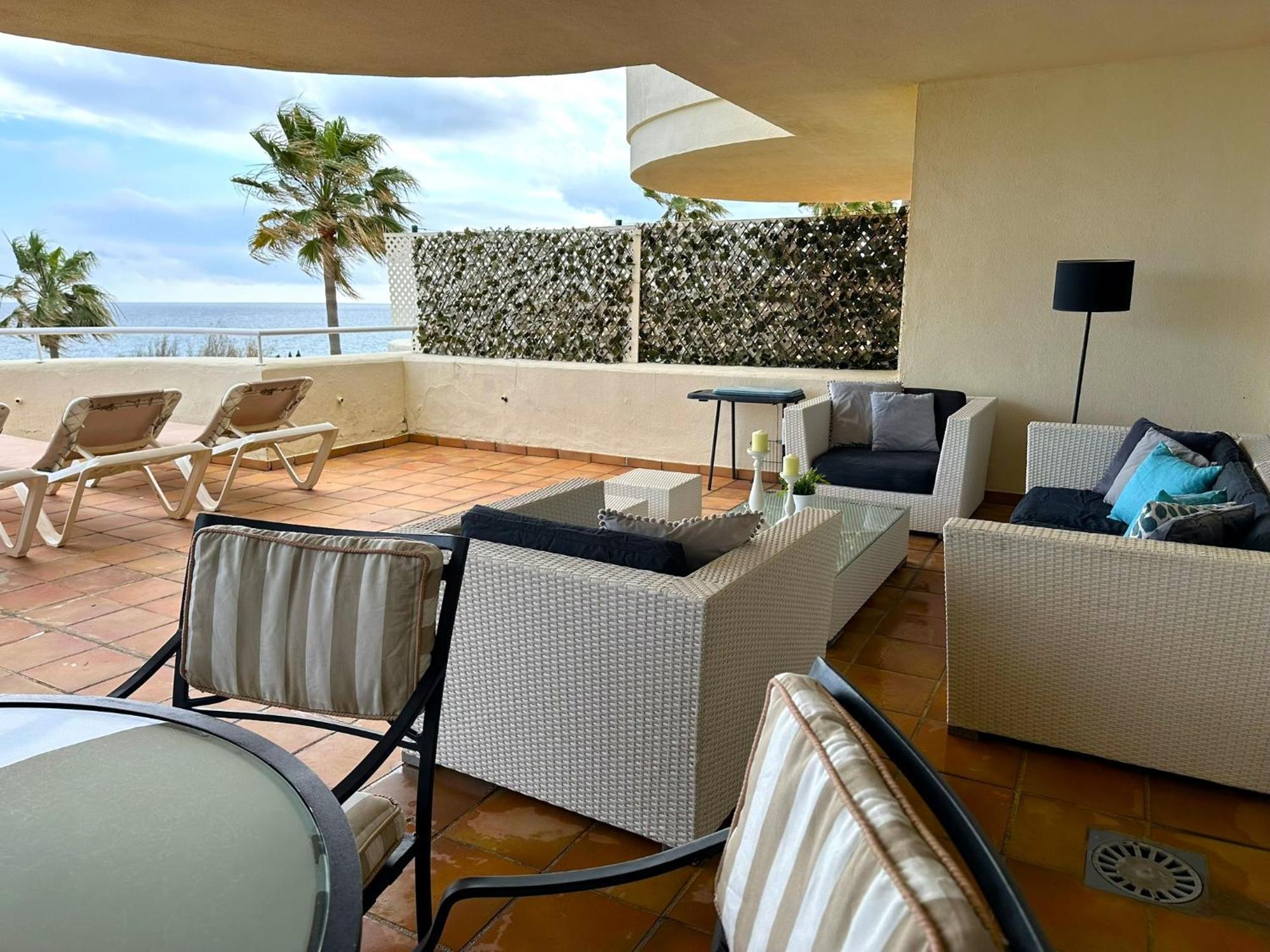 Apartments Bermuda Beach エステポナ エクステリア 写真