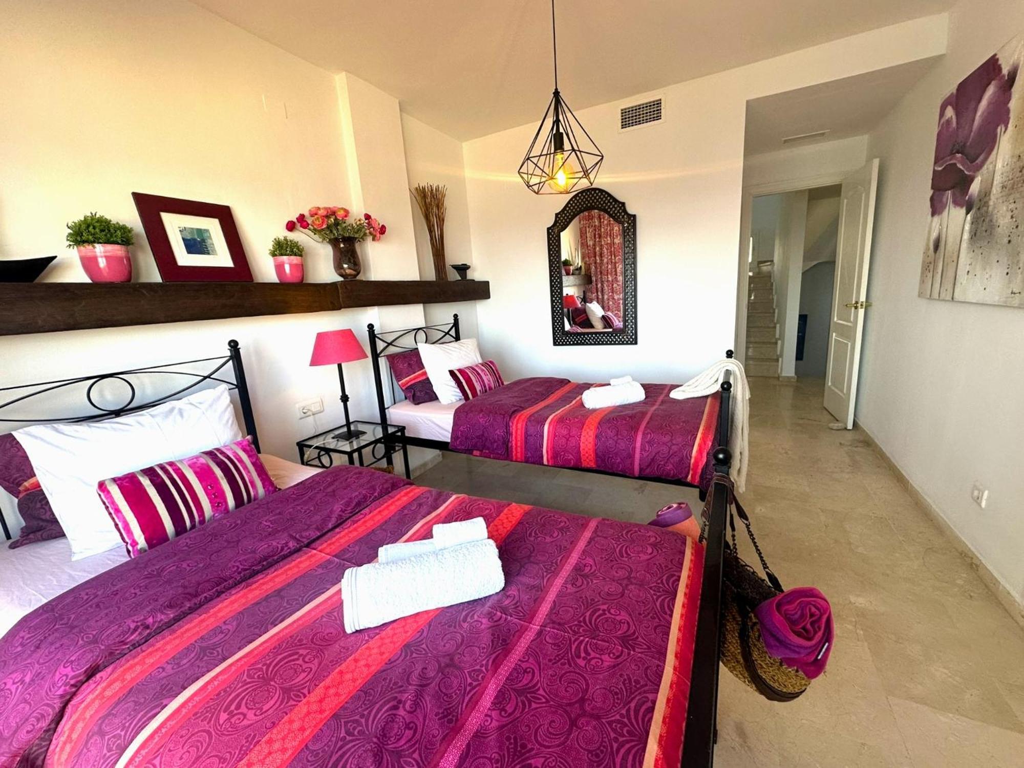 Apartments Bermuda Beach エステポナ エクステリア 写真