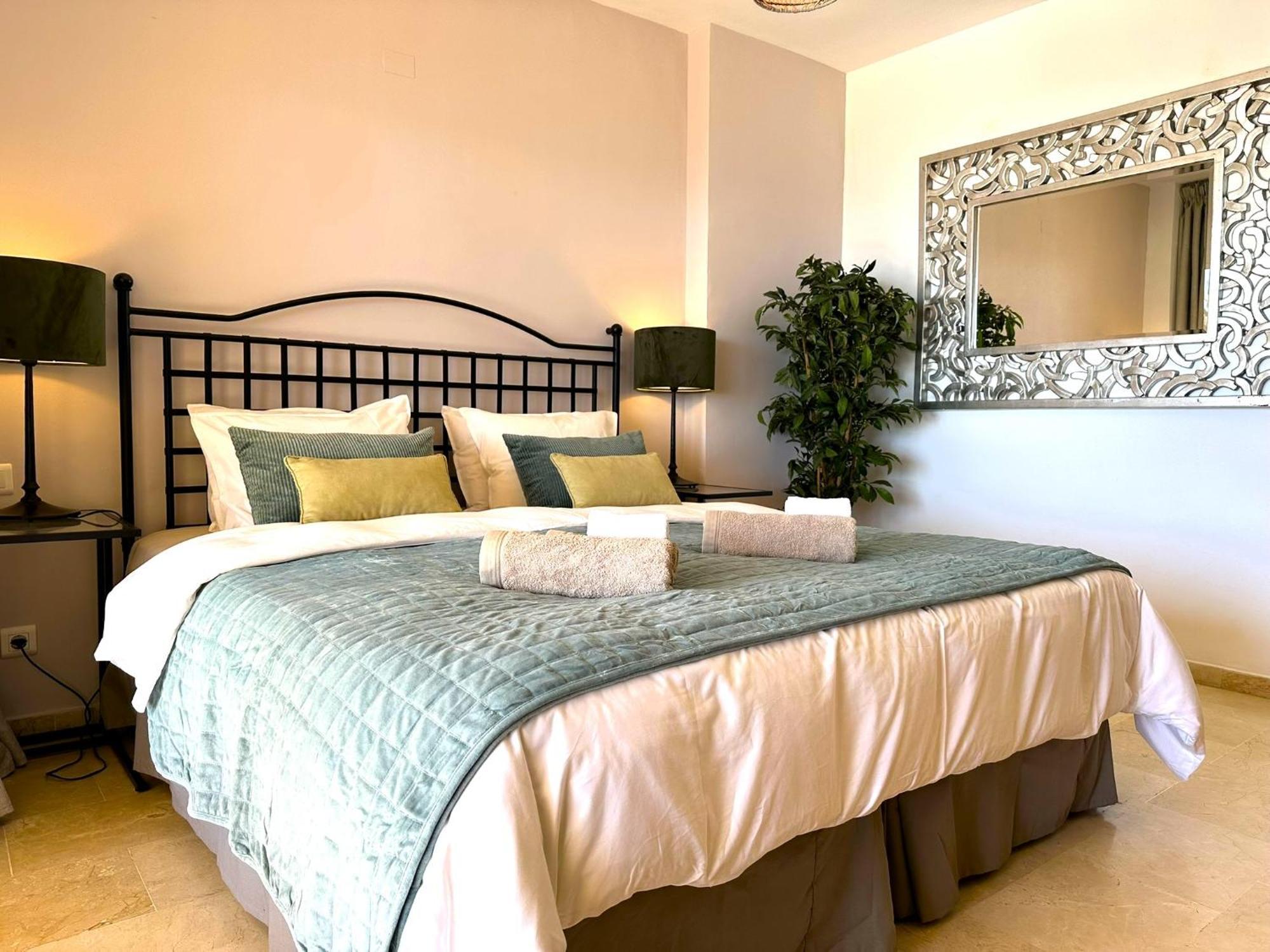 Apartments Bermuda Beach エステポナ エクステリア 写真