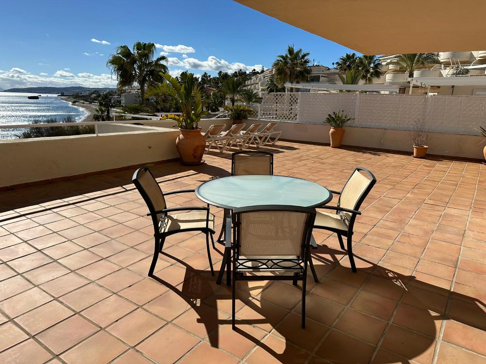 Apartments Bermuda Beach エステポナ エクステリア 写真