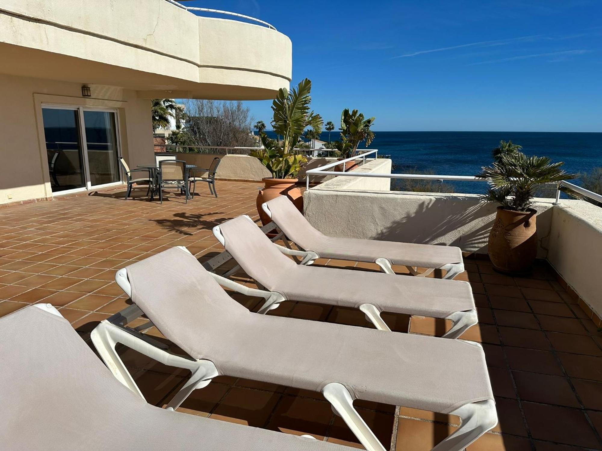 Apartments Bermuda Beach エステポナ エクステリア 写真